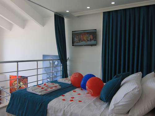  gece  -  Kasım
  | Kalkan İncebel'de Jakuzili Muhafazakar Villa: Doğa İçinde Huzurlu Tatil